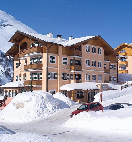 Landhaus St. Georg Aparthotel Obertauern Bagian luar foto